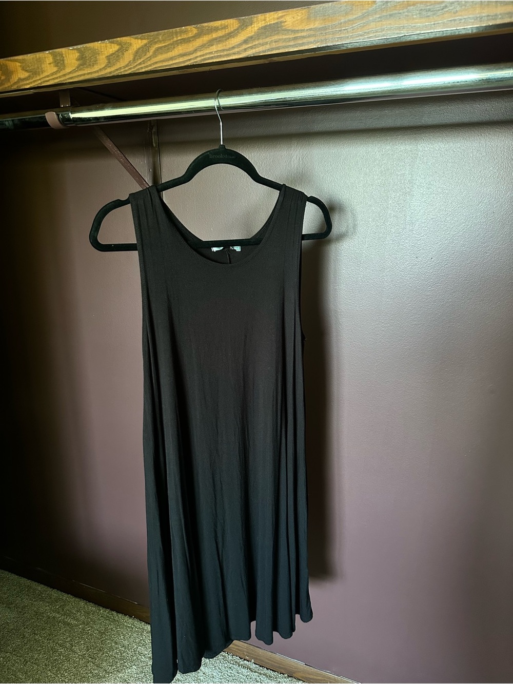 Women's Black Sleeveless Midi Swing Dress
